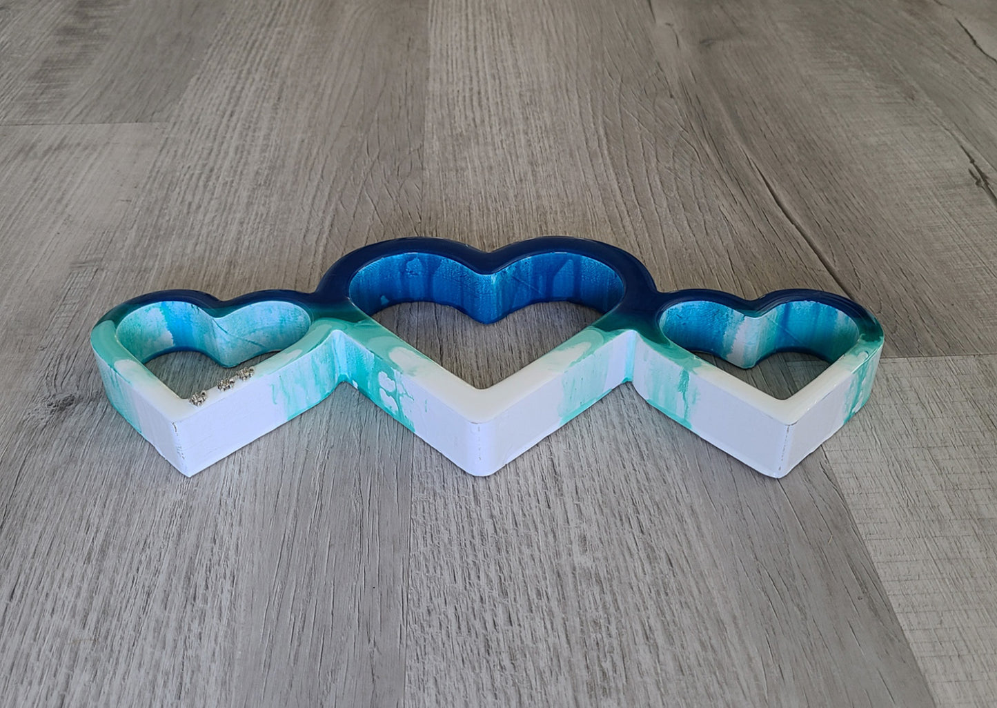 Three Hearts Ocean Theme Stand Alone Artwork, Turtles