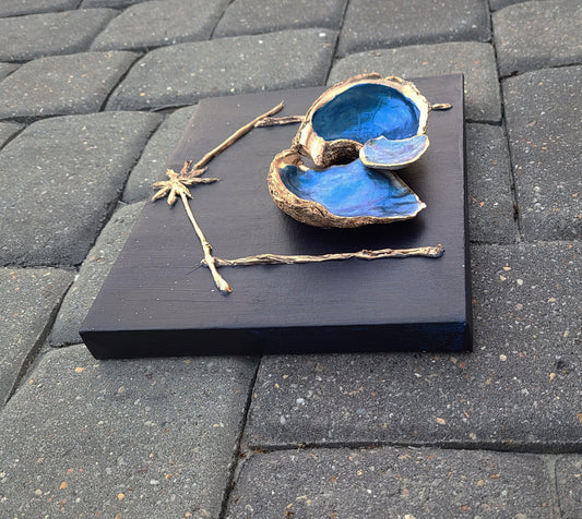 Real Oyster Shell Nativity Scene, 3-D Oyster Shell Artwork