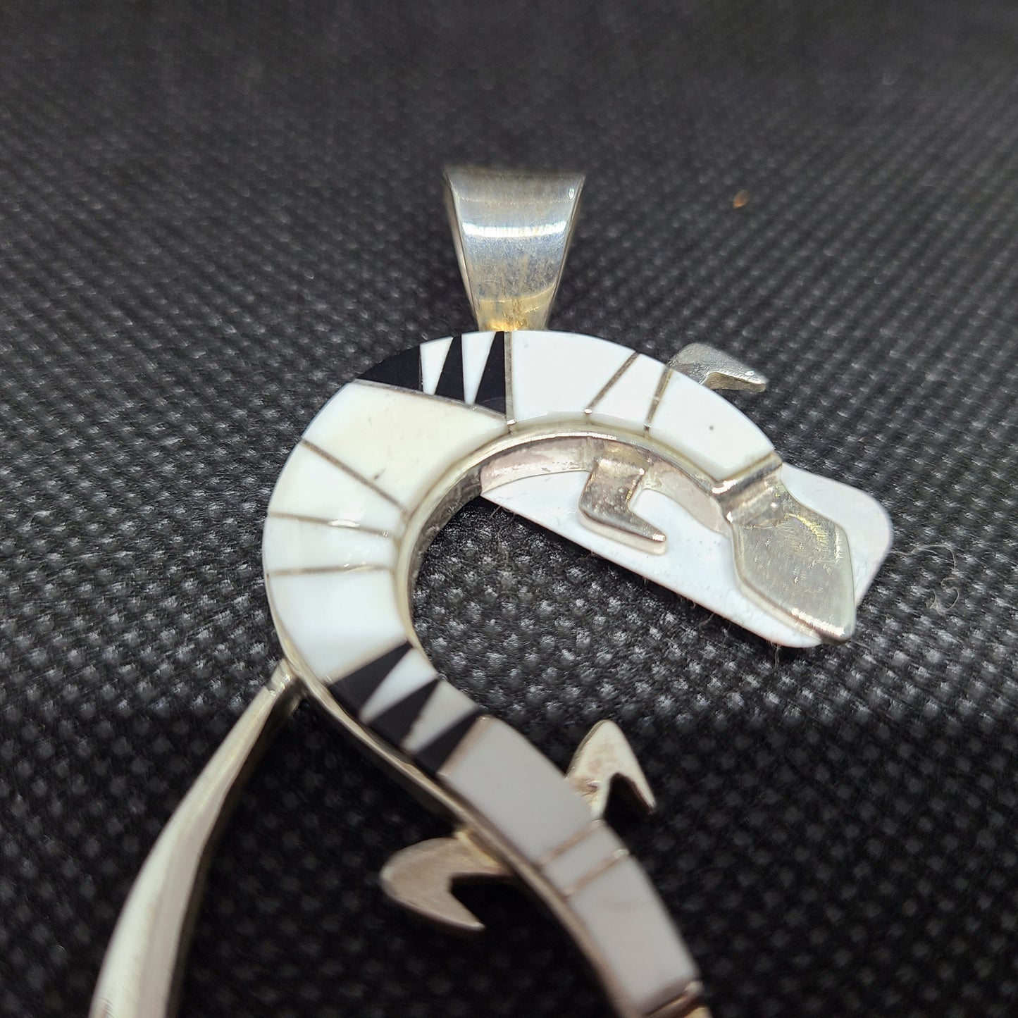 Large Lizard Sterling Silver Pendant, Inlay, White Buffalo, Onyx