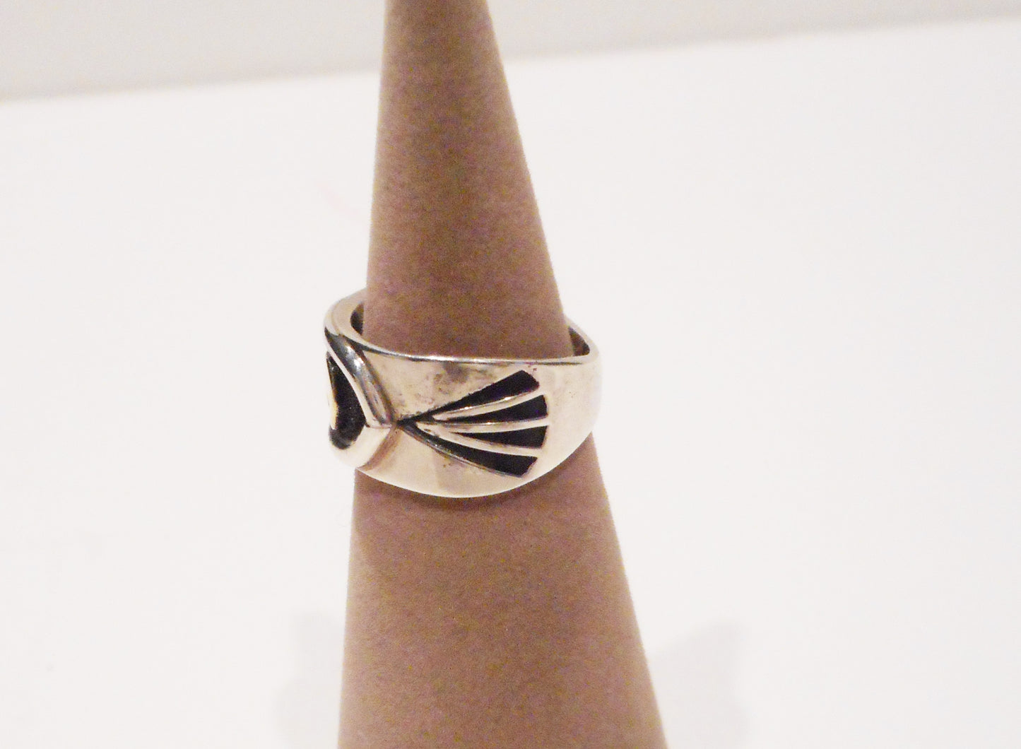 Navajo Storybook Ring, Sterling and 14kt Gold, Bear Symbol