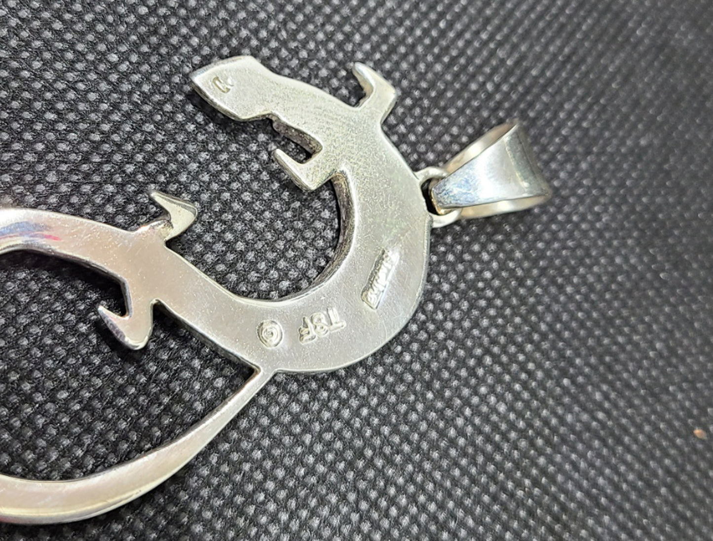 Large Lizard Sterling Silver Pendant, Inlay, White Buffalo, Onyx