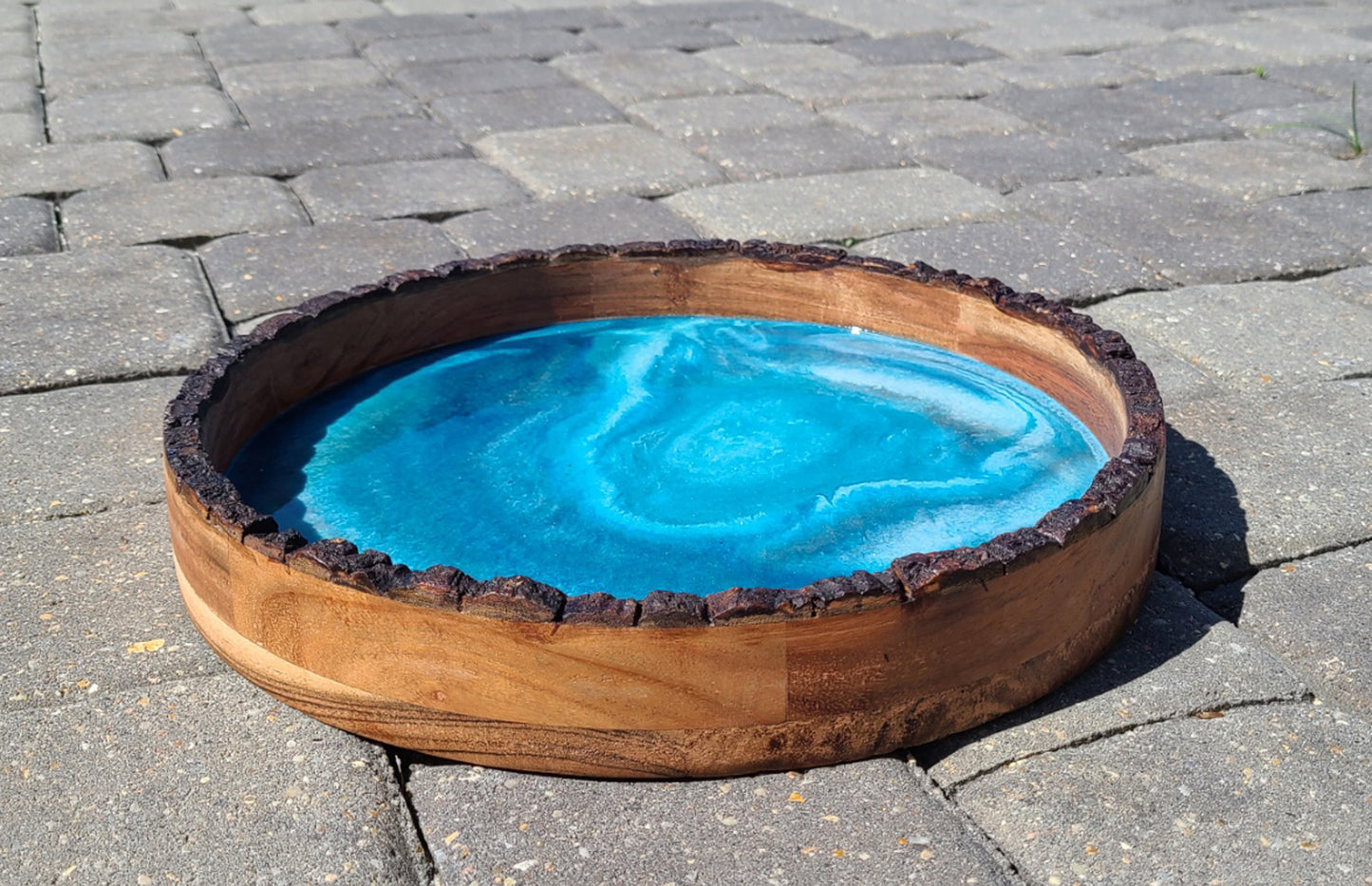 Large Round Tray, Bark Edge, Deep Water, 14 Inches