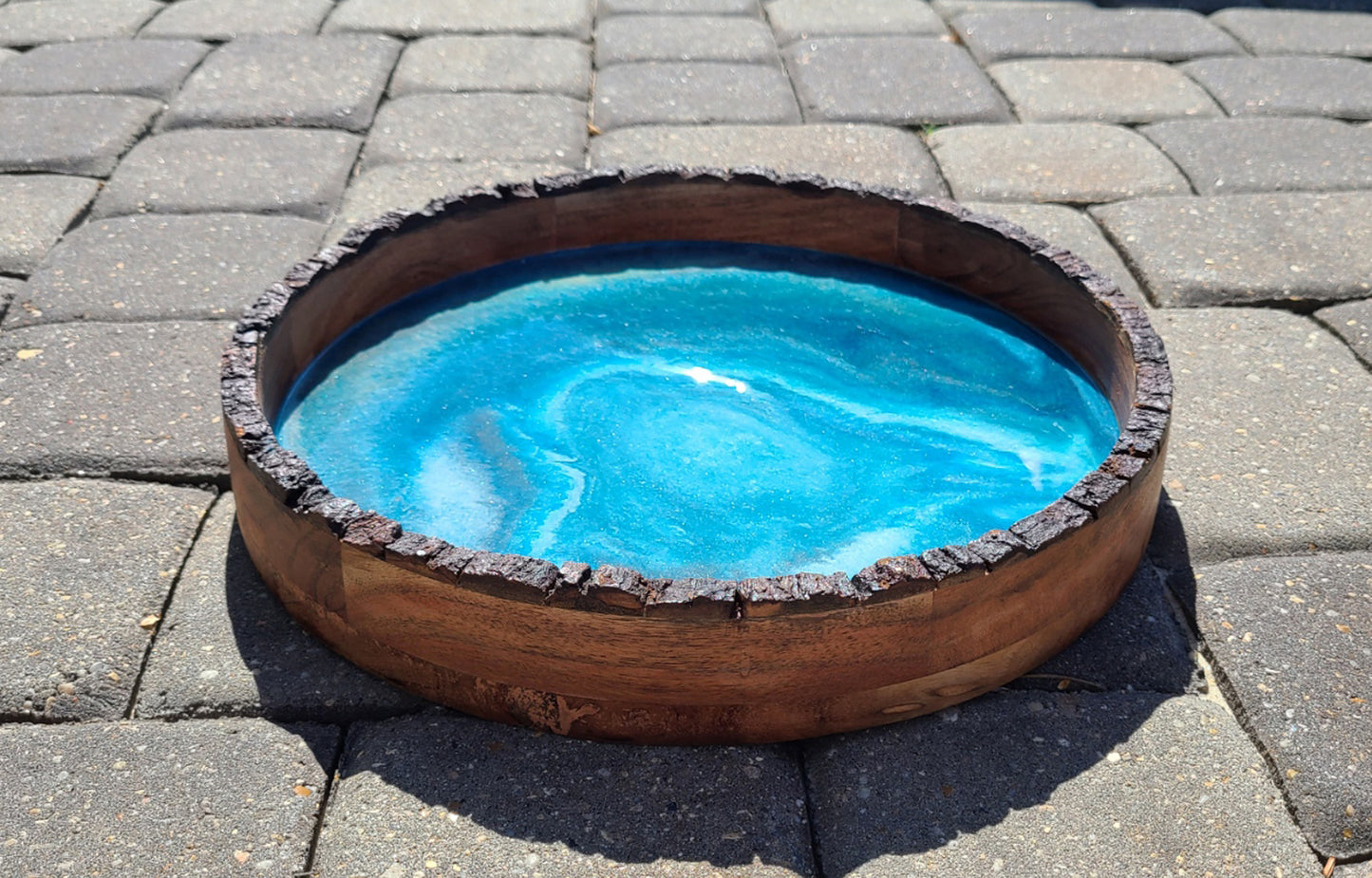 Large Round Tray, Bark Edge, Deep Water, 14 Inches