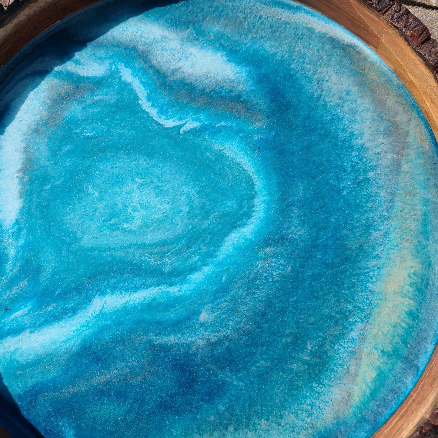 Large Round Tray, Bark Edge, Deep Water, 14 Inches