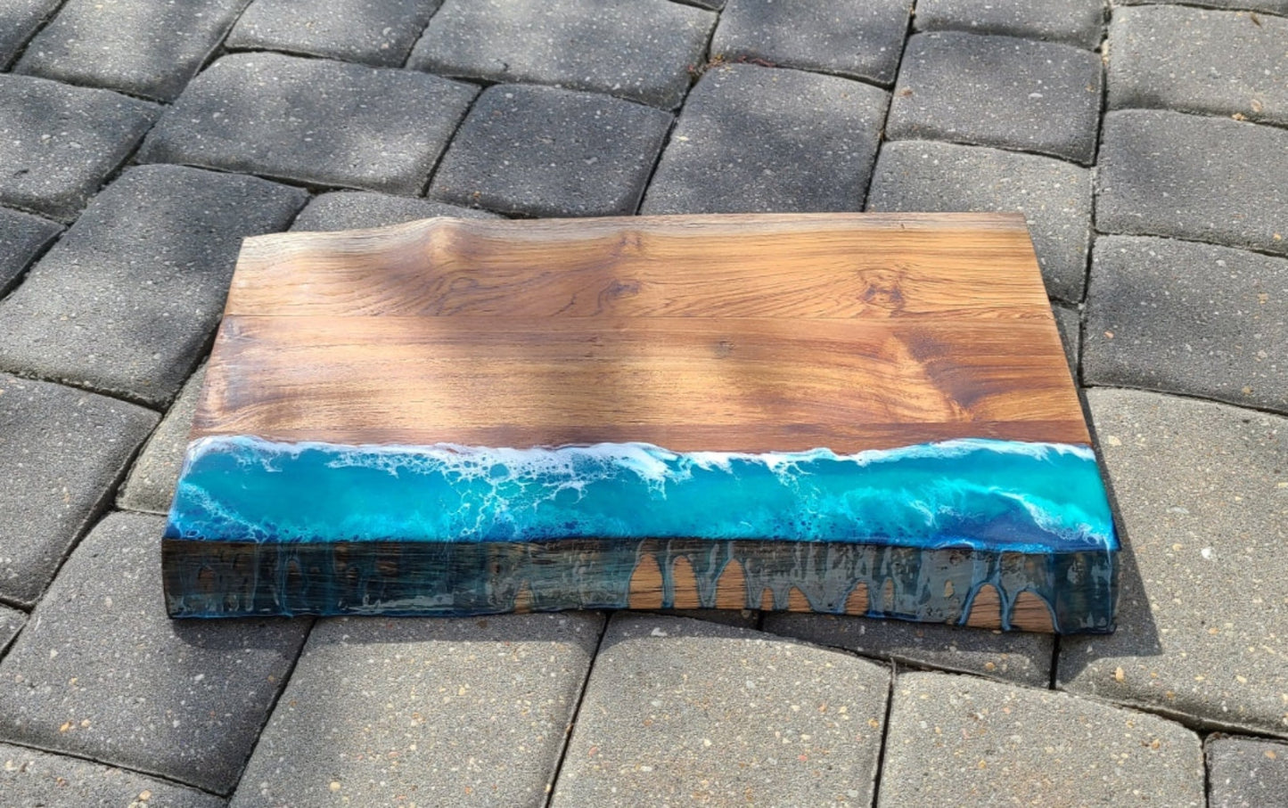 Thick Live Edge Cutting Board, Ocean Scene
