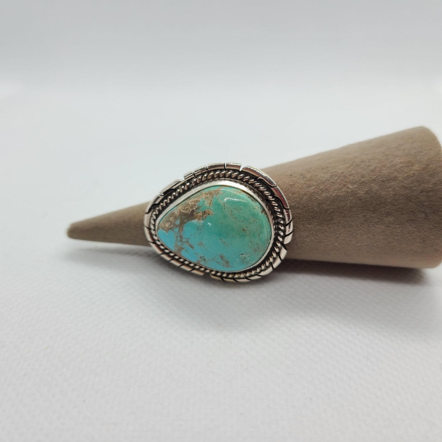 Kingman Turquoise Ring, Green Fading to Blue Stone, Sterling